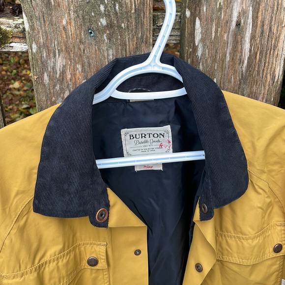 Burton Yellow Large Jacket - Picture 2 of 4